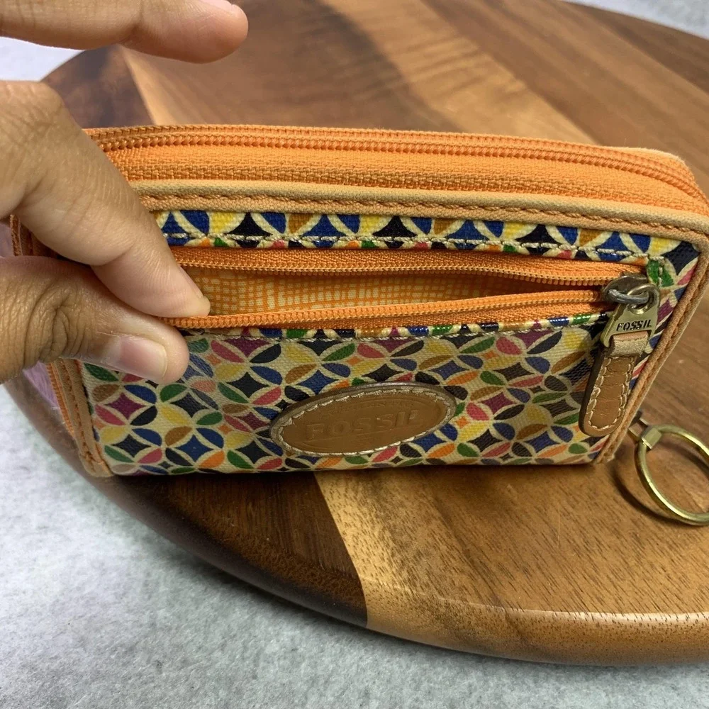 Fossil brand authentic